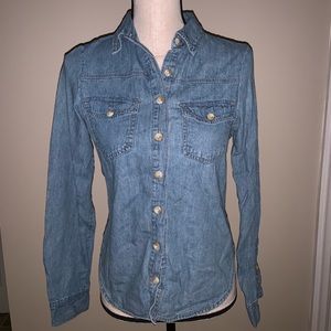 Forever 21 denim shirt size XS